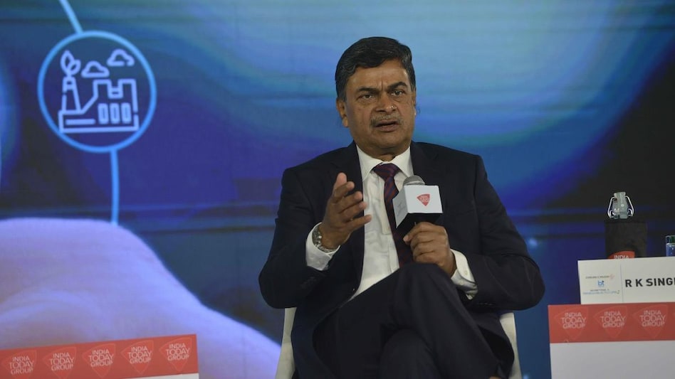 'For setting up 1 MW of solar in India, I need $600,000 (Rs 4.5 crore), which is lowest in the world,' says R K Singh